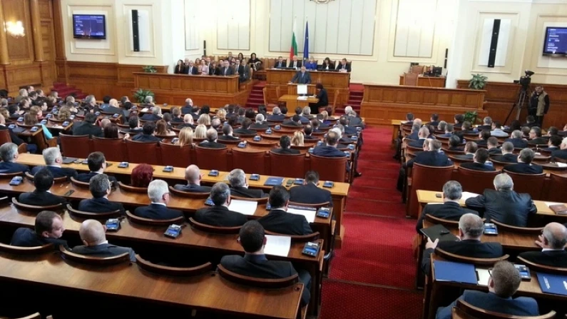 РЕШЕНО: Удължиха срока на извънредното положение