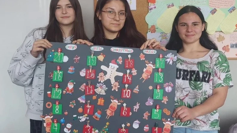 Уникален календар създадоха учениците от СУ "Дръстър" - Силистра
