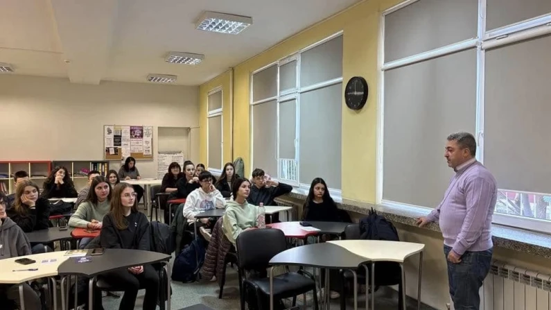 Лекар невролог в час по биология в ЕГ - Силистра