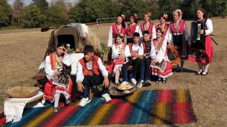 Бронзов медал за самодейци от Стефан Караджа