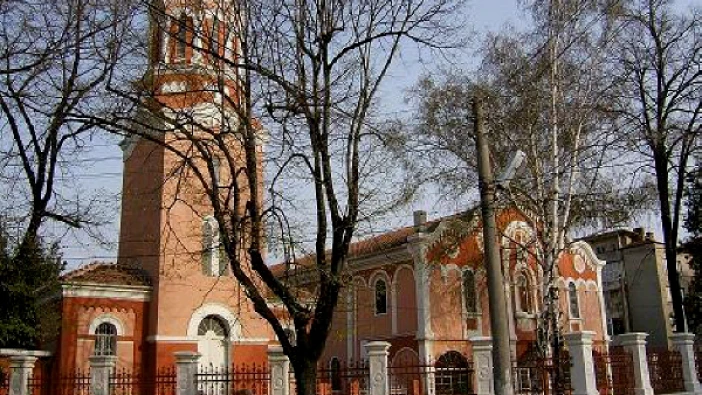 Човешки останки, за които се предполага, че са на мъченици за вярата, са открити при ремонт зад олтарната част на катедралния храм в Силистра