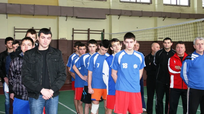 Юбилейни турнири по волейбол и футбол в ПГМТ "Вл. Комаров"