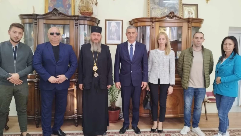 Кандидатите на ПП ГЕРБ за местната власт се срещнаха с Н. Впр. Доростолския митрополит Яков