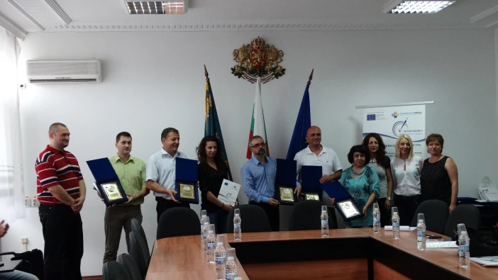 ОИЦ-Силистра и Община Силистра отличиха победителите в конкурс "Бизнесмен европеец"