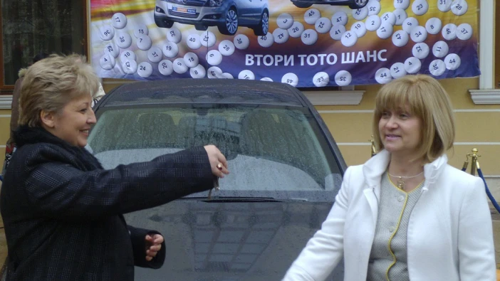 ТОТО-късмет - нов автомобил, за силистренския кмет и семейството му, ще го кара синът му след 18-ата си година