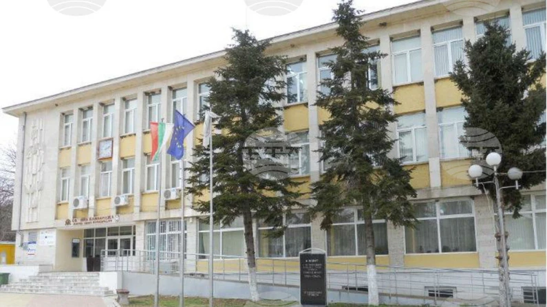 Община Кайнарджа обявява търг за продажба и отдаване под наем на общински имоти