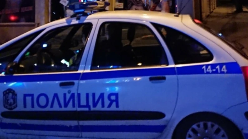 Задържаха млад мъж, седнал напушен зад волана
