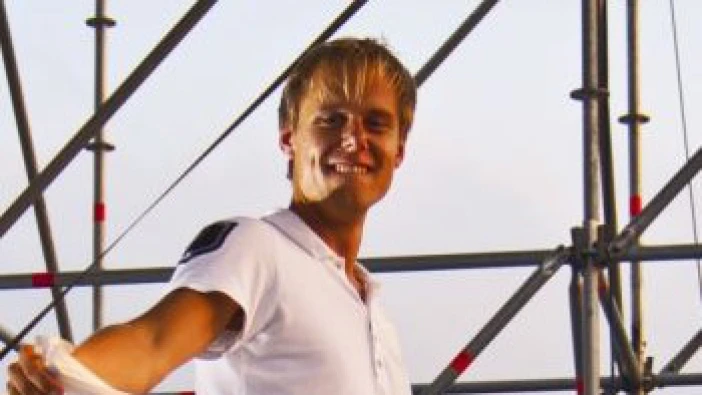 Armin Van Buuren идва на Solar Summer Festival за 2-ра поредна година по покана на Yalta Club