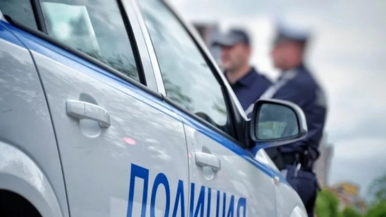 Заловиха шофьор, управлявал нерегистриран автомобил