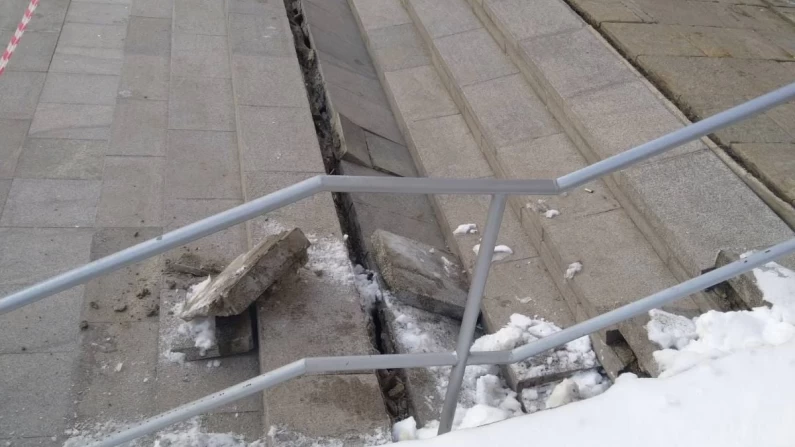 Пропаднаха стилбите пред сградата на община Дулово
