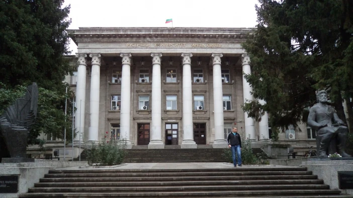 Избрани са новите заместник-ректори, ръководители на дирекции и центрове в Русенски университет