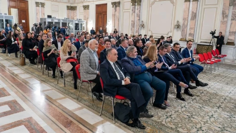 Румънският парламент чества Деня на националните малцинства с участието на българската общност