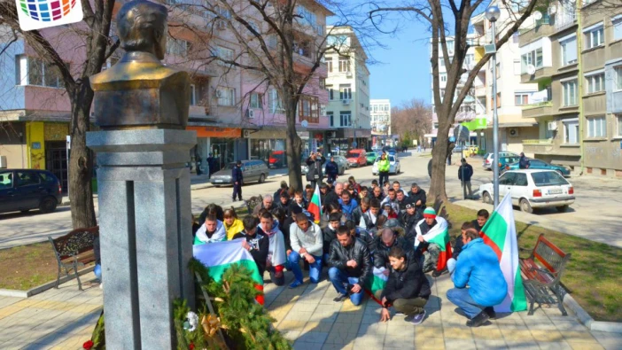 Силистренци определят кой да ги представлява на национална среща на протестиращите в София