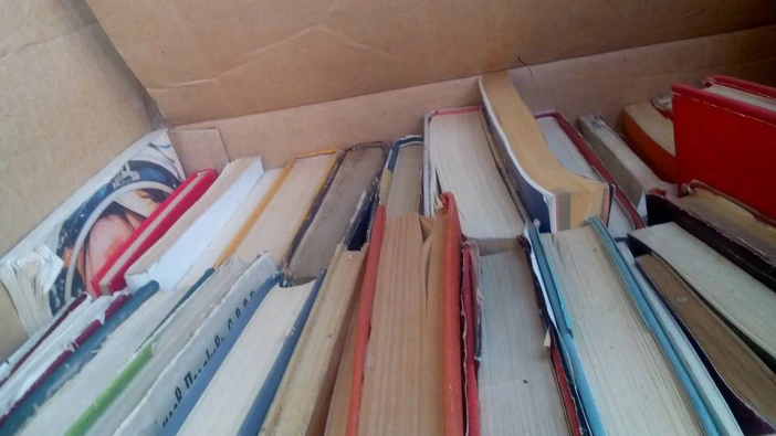 Силистренска бизнес дама дари книги на регионалната и на студентската библиотеки