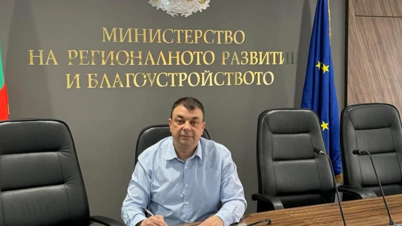 Александър Сабанов подписа първите 6 споразумения с Министерството на регионалното развитие и благоустройство