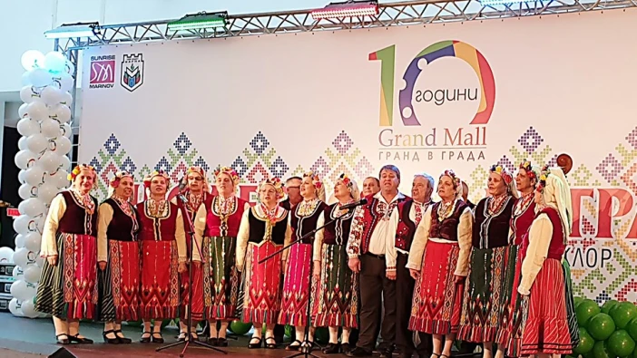 Ансамбъл "Силистра" с награда от фолклорно надиграване във Варна