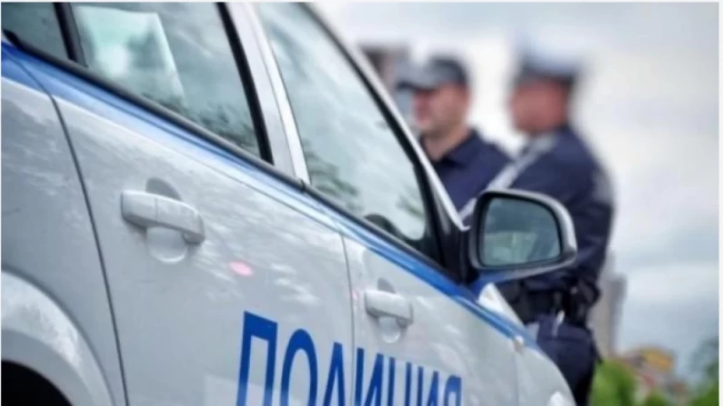 Младеж се опита да избяга от полицейска проверка